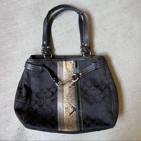 Authentic Coach Handbag - Picture 1 of 6